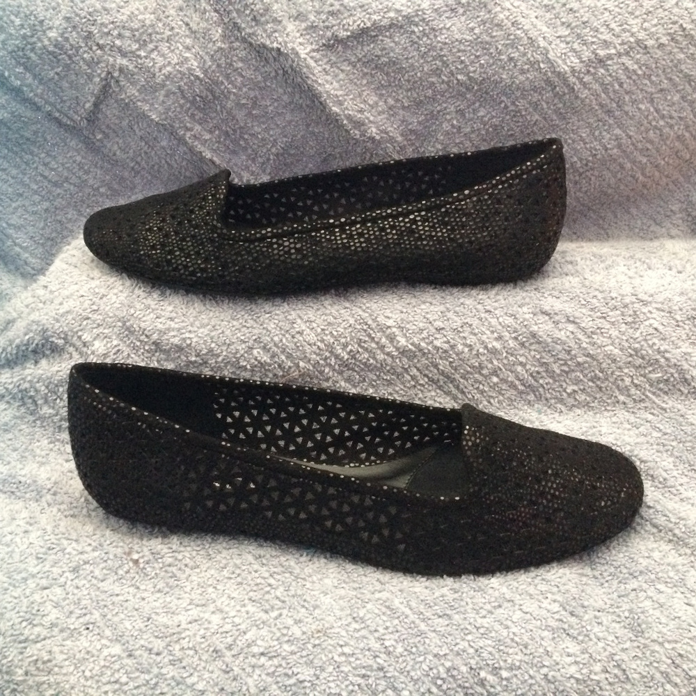 NEW Chicos Black "Sarena" flats, loafers